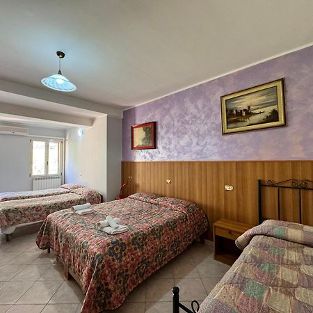 Hotel Da Bosio Genga  Esterno foto