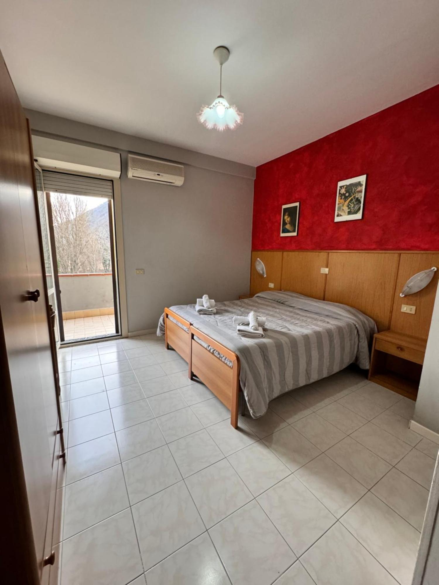 Hotel Da Bosio Genga  Esterno foto